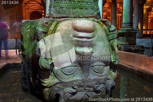 Image of Medusa head in Basilica Cistern