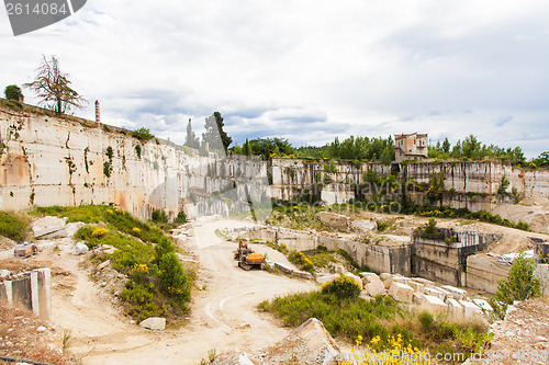 Image of Travertino marble