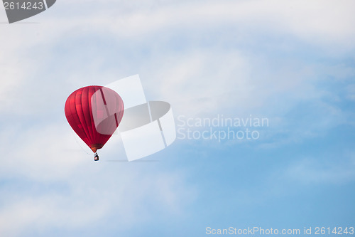 Image of Red balloon in the blue sky