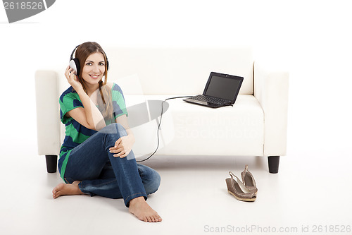 Image of Listen music on a laptop