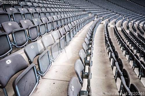 Image of Many seats