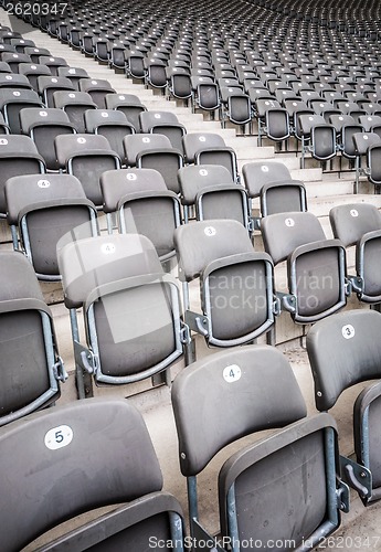 Image of Many seats