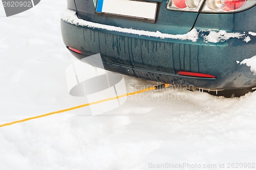 Image of closeup of towing car with towing rope