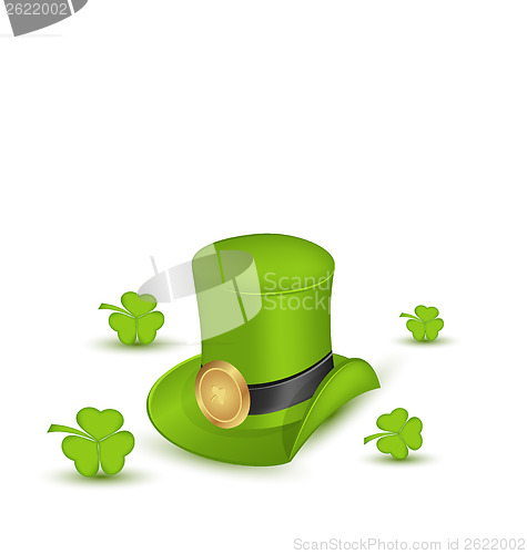 Image of Green hat with buckle with clovers in saint Patrick Day - isolat