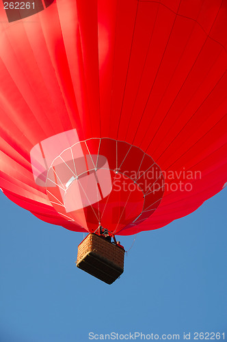 Image of Red balloon and basket