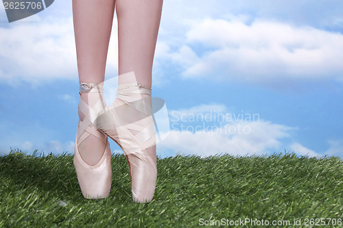 Image of Perfect Ballet Dancer En Pointe With Copy Space