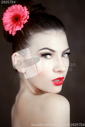 Image of Clean Beauty Image of a Caucasian Woman