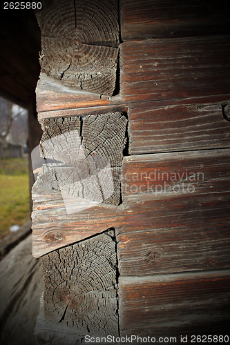 Image of wood beams mounting technique