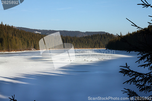 Image of frozen belis lake