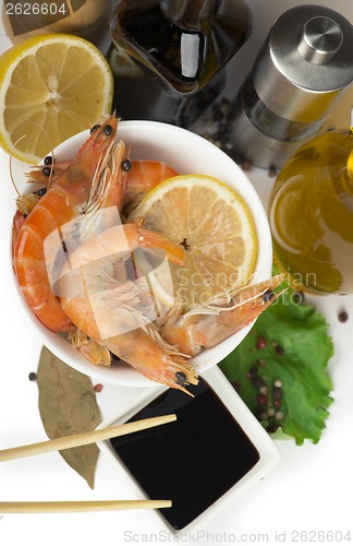 Image of delicious fresh cooked shrimp prepared to eat