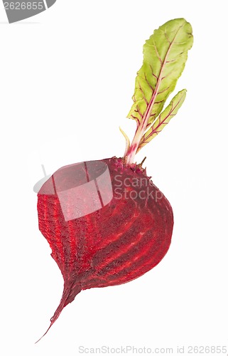 Image of beet with leaves