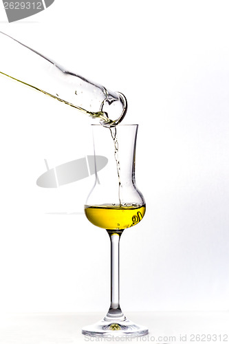 Image of Filling up the grappa glass