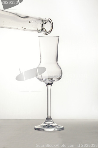 Image of Filling up the grappa glass