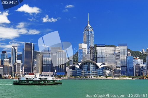 Image of Hong Kong harbour at day 