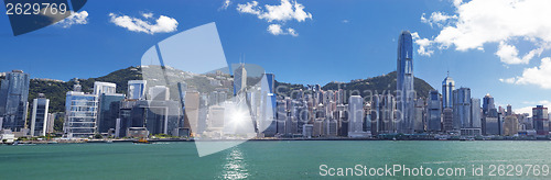 Image of Hong Kong harbour at day 