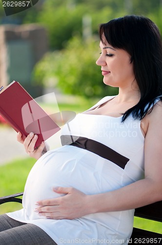 Image of Pregnant woman