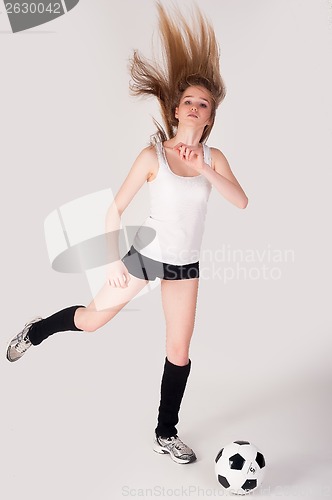 Image of shot of a sporty young woman