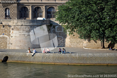 Image of Seine embankment.