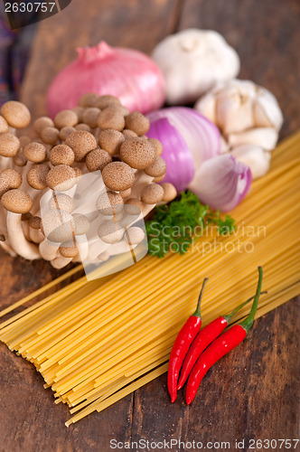 Image of Italian pasta and mushroom sauce ingredients