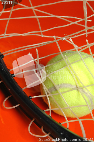 Image of tennis restring