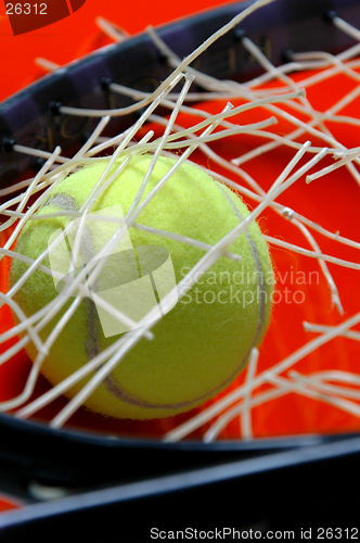 Image of tennis restring