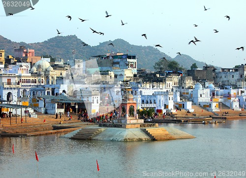 Image of holy lake in Pushkar India