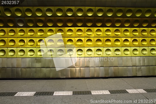 Image of subway station background 