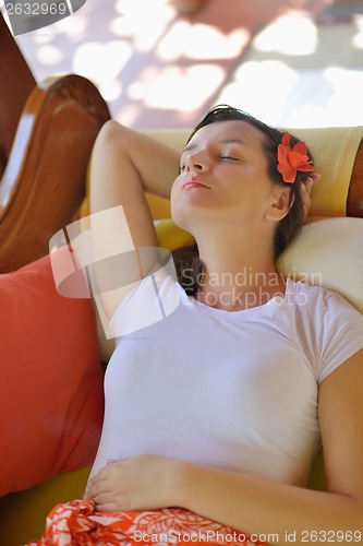 Image of spa treatment at tropical resort