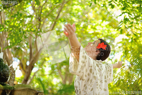 Image of spa treatment at tropical resort