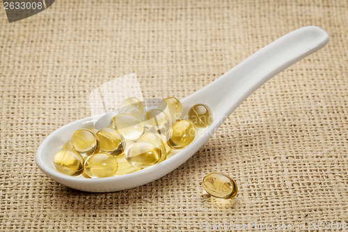 Image of fish oil capsules