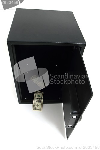 Image of empty safe with 1 dollar