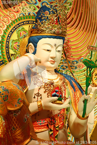 Image of Kuan yin statue in temple