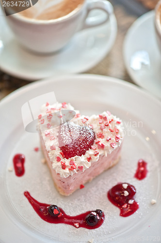 Image of heart-shaped valentine cake