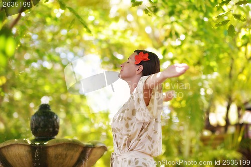 Image of spa treatment at tropical resort