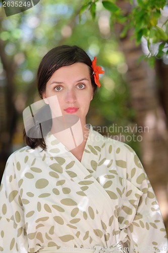 Image of spa treatment at tropical resort