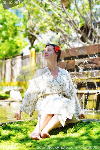 Image of spa treatment at tropical resort
