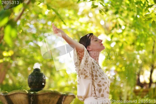 Image of spa treatment at tropical resort