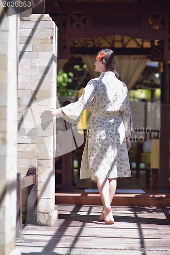 Image of spa treatment at tropical resort