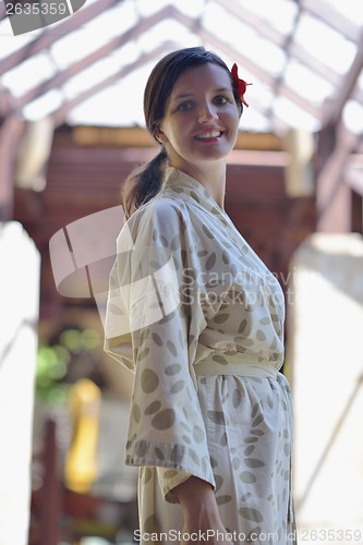 Image of spa treatment at tropical resort