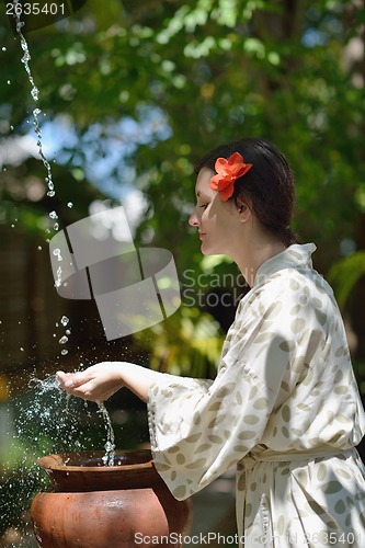 Image of spa treatment at tropical resort