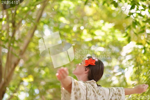 Image of spa treatment at tropical resort