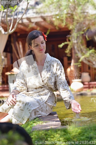 Image of spa treatment at tropical resort