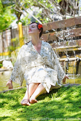 Image of spa treatment at tropical resort