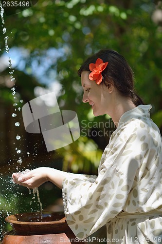 Image of spa treatment at tropical resort