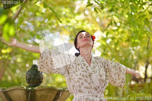 Image of spa treatment at tropical resort