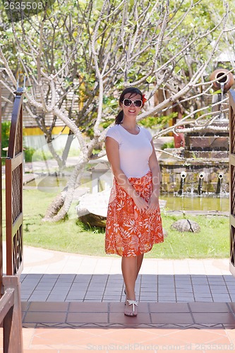 Image of spa treatment at tropical resort