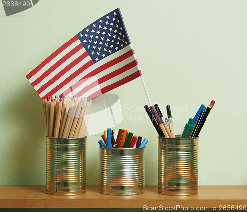 Image of Upcycling, Writing Accessories in Tin Can