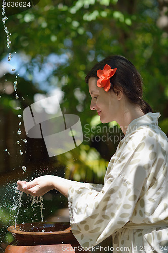 Image of spa treatment at tropical resort