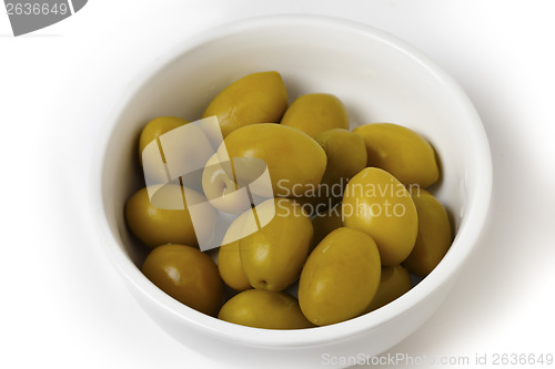 Image of Green olives in a bowl