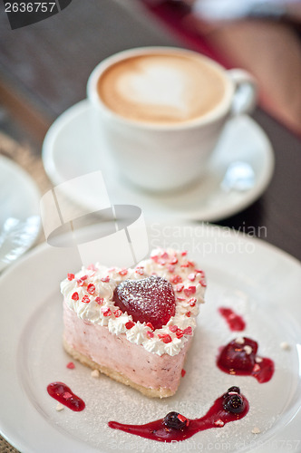 Image of heart-shaped valentine cake